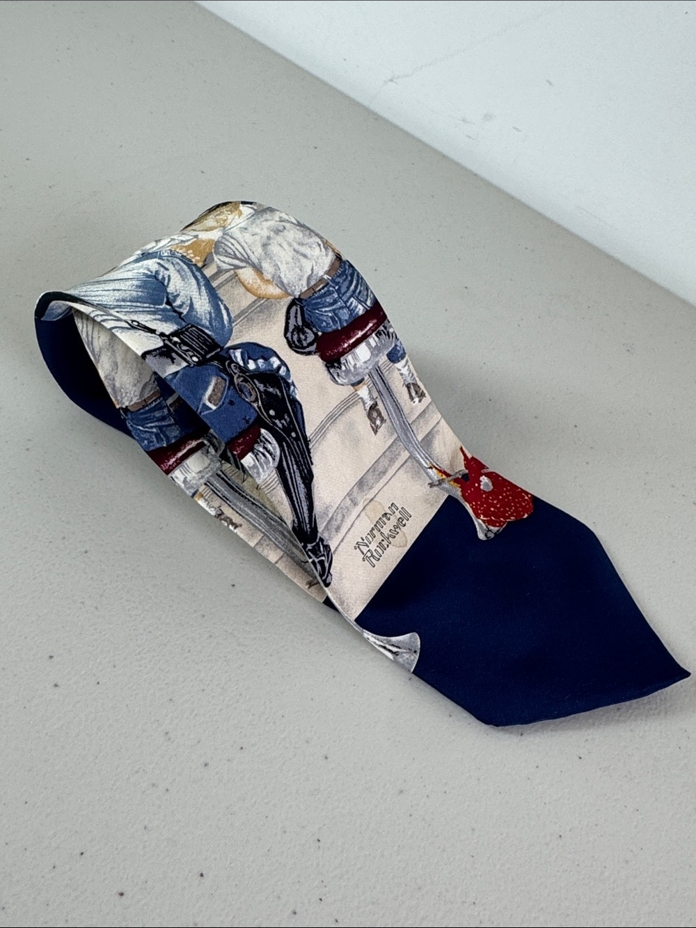 Vintage Norman Rockwell People Novelty Print Silk Navy Patterned Necktie - Picture 12 of 14